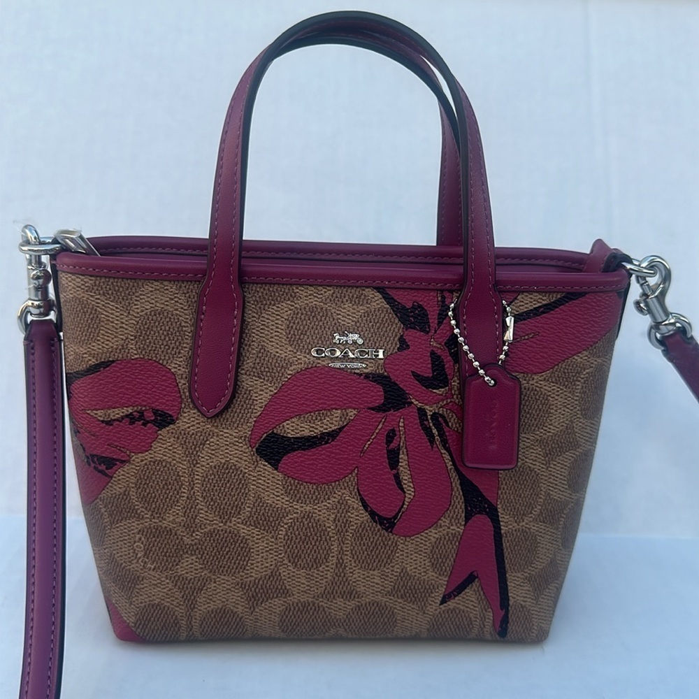 New COACH City Mini Tote Bag - Picture 4 of 8